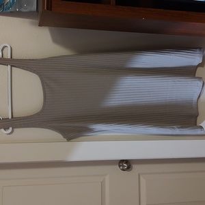 Old navy ribbed dress-worn once light grey